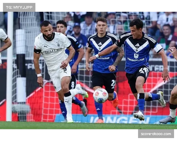 汉堡波尔津三后卫变阵应对多特边路 但中场衔接出现脱节问题